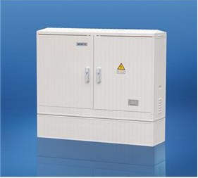 Low voltage cable junction box